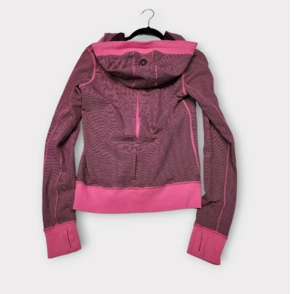 Size 6 - Lululemon Bliss Break Hoodie - Picture 3 of 3